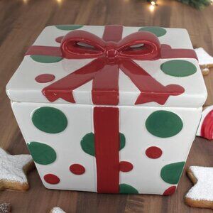 REAL HOME -- Christmas Cookie Jar, Gift Design, White, Green/Red Dots, Red Bow